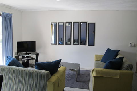 Grangewood Court Apartments - Sunshine Coast Guide 19