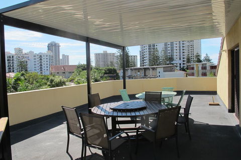 Grangewood Court Apartments - Sunshine Coast Guide 34