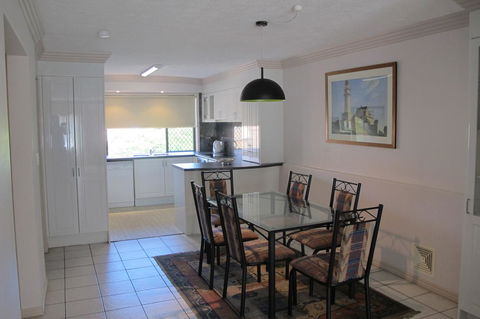 Grangewood Court Apartments - Sunshine Coast Guide 23