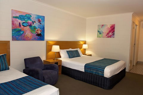White Lace Motor Inn - Sunshine Coast Guide 11