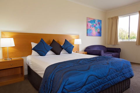 White Lace Motor Inn - Sunshine Coast Guide 25