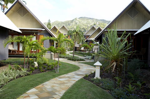 Pure Magnetic Villa 5 - Sunshine Coast Guide 3