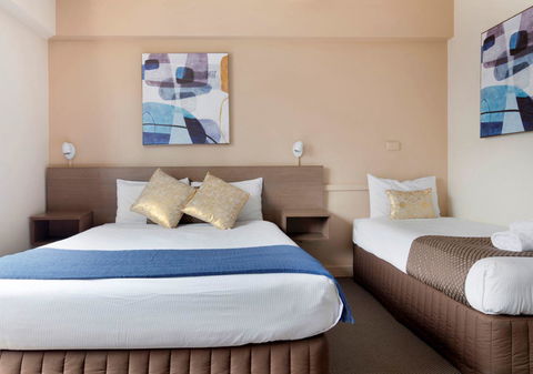 The Metropolitan Spring Hill - Sunshine Coast Guide 17