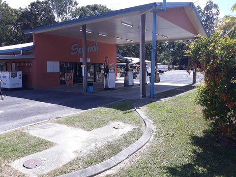 Speewah Country Tavern - Sunshine Coast Guide 2