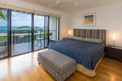 Shorelines Apartments On Hamilton Island By HIHA - Sunshine Coast Guide 11