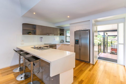 Shorelines Apartments On Hamilton Island By HIHA - Sunshine Coast Guide 17
