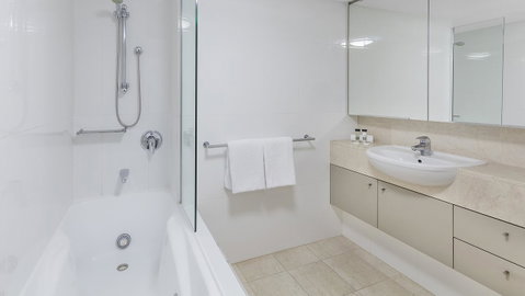 Oaks Brisbane On Felix Suites - Sunshine Coast Guide 11