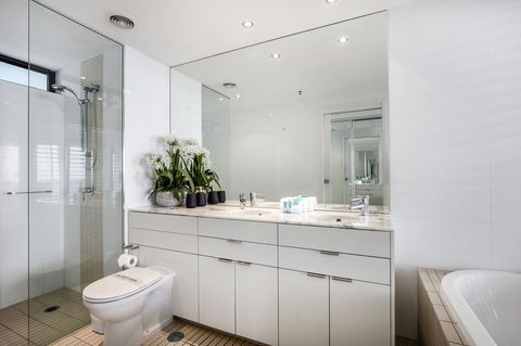 Ultra Broadbeach - Sunshine Coast Guide 14