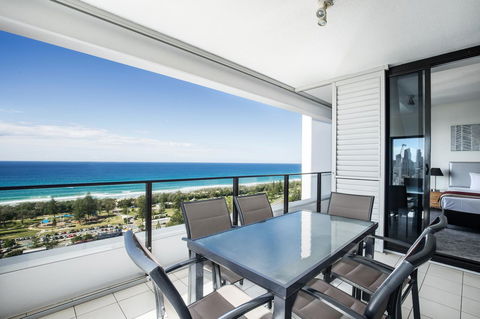 Ultra Broadbeach - Sunshine Coast Guide 32