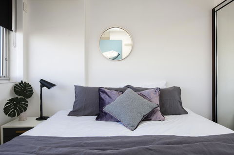 Ridge Apartment Hotel - Sunshine Coast Guide 19