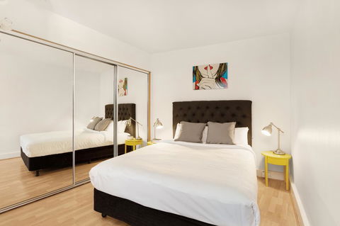 Ridge Apartment Hotel - Sunshine Coast Guide 37