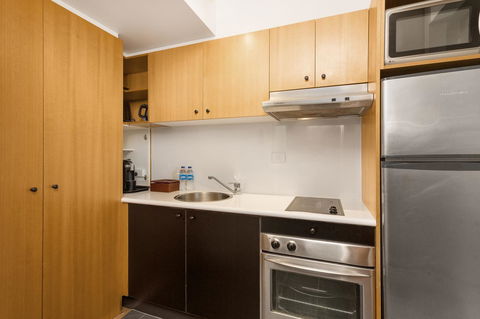Ridge Apartment Hotel - Sunshine Coast Guide 31