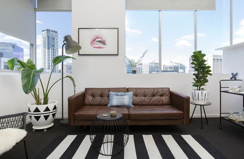 Ridge Apartment Hotel - Sunshine Coast Guide 14