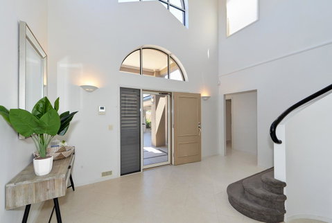 Rapallo Dimora - Sunshine Coast Guide 18