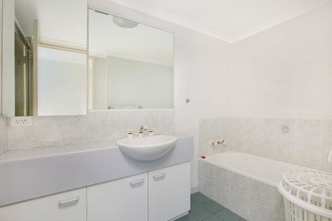 Belvedere Apartments - Sunshine Coast Guide 7