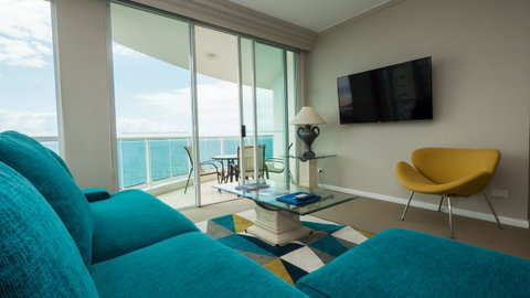 Pacific Views Resort - Sunshine Coast Guide 36