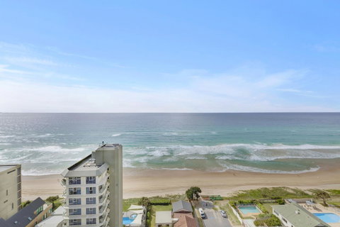 Pacific Views Resort - Sunshine Coast Guide 16
