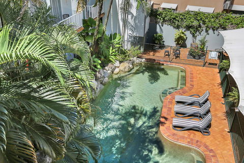Coral Tree Inn - Sunshine Coast Guide 21