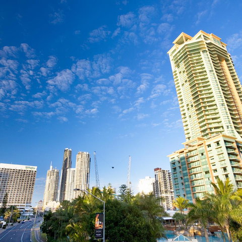 Mantra Crown Towers - Sunshine Coast Guide 1