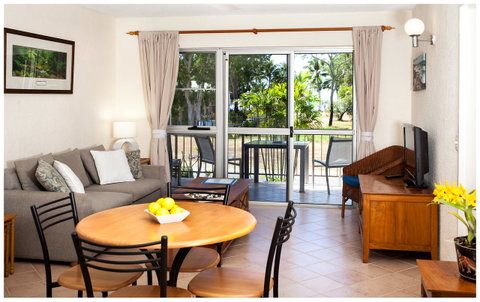 Clifton Sands Holiday Units - Sunshine Coast Guide 35
