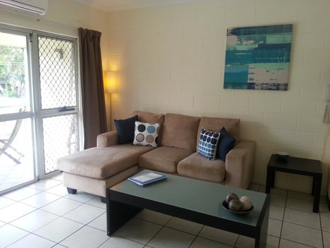 Clifton Sands Holiday Units - Sunshine Coast Guide 8
