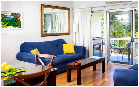 Clifton Sands Holiday Units - Sunshine Coast Guide 7