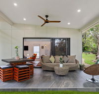 Bower 63 - Sunshine Coast Guide