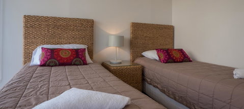 Norfolk Luxury Beachfront Apartments - Sunshine Coast Guide 32