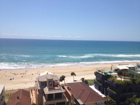 Norfolk Luxury Beachfront Apartments - Sunshine Coast Guide 3