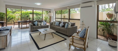 Norfolk Luxury Beachfront Apartments - Sunshine Coast Guide 12