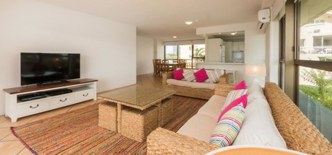 Norfolk Luxury Beachfront Apartments - Sunshine Coast Guide 26