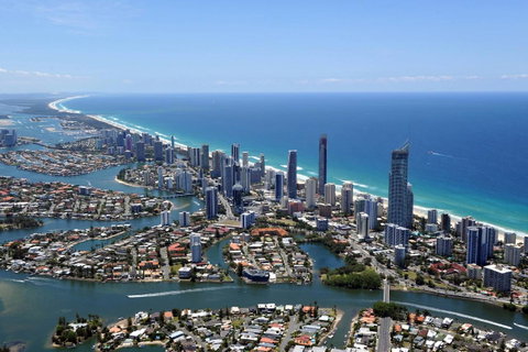 Norfolk Luxury Beachfront Apartments - Sunshine Coast Guide 4