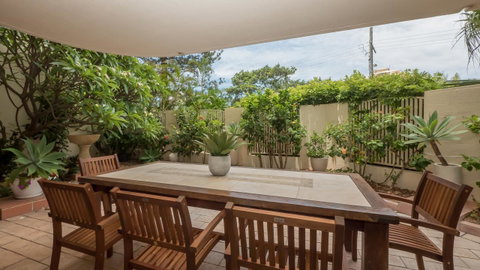 Norfolk Luxury Beachfront Apartments - Sunshine Coast Guide 14