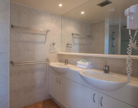 Norfolk Luxury Beachfront Apartments - Sunshine Coast Guide 29