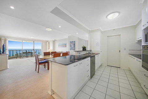 Oscar On Main Beach Resort - Sunshine Coast Guide 4