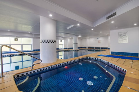 Oscar On Main Beach Resort - Sunshine Coast Guide 40