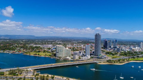 Oscar On Main Beach Resort - Sunshine Coast Guide 17