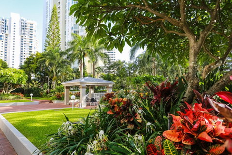 Oscar On Main Beach Resort - Sunshine Coast Guide 23