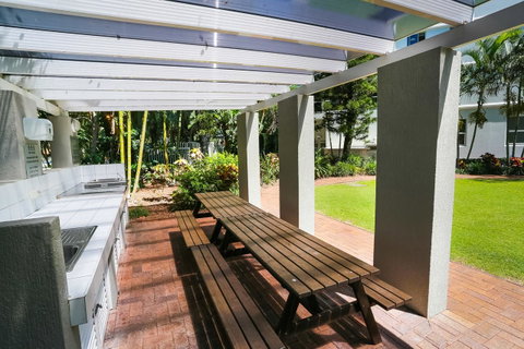 Oscar On Main Beach Resort - Sunshine Coast Guide 26