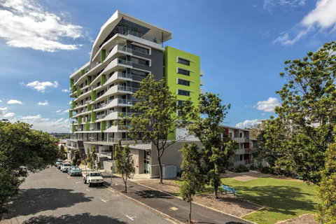 Code Apartments - Sunshine Coast Guide 0
