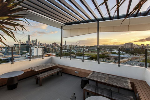 Code Apartments - Sunshine Coast Guide 16