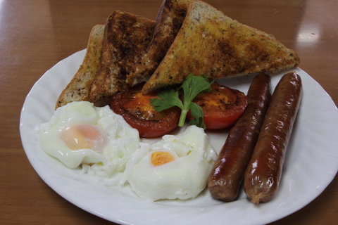 Novena Palms Motel - Sunshine Coast Guide 30