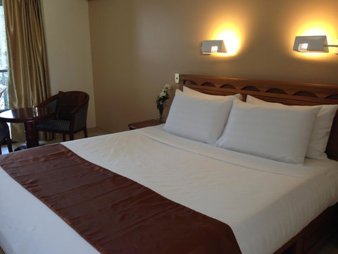 Novena Palms Motel - Sunshine Coast Guide 13