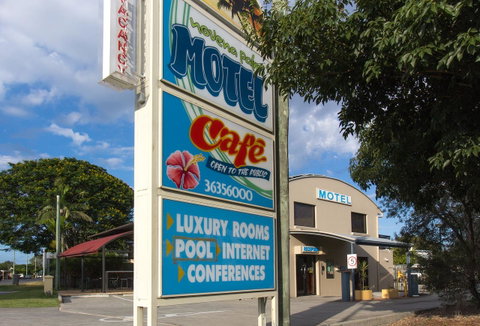 Novena Palms Motel - Sunshine Coast Guide 24