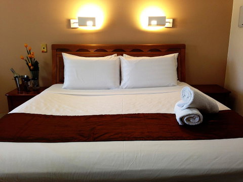 Novena Palms Motel - Sunshine Coast Guide 12