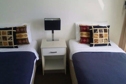 Excluza - Sunshine Coast Guide 4