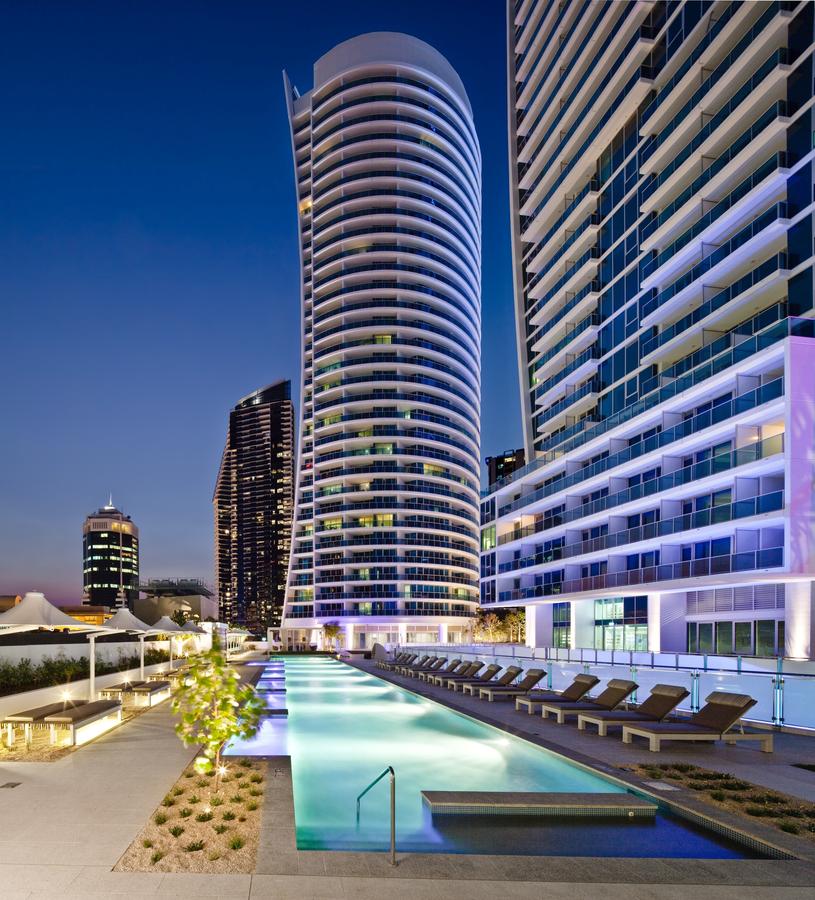 Bundall Dc QLD Sunshine Coast Guide