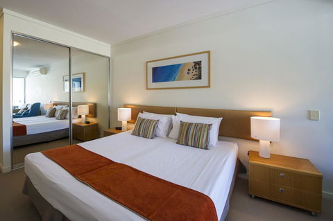 Blue On Blue Studio Room 1322 - Sunshine Coast Guide 0