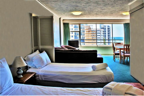 Equinox Resort - Sunshine Coast Guide 11