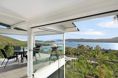 Oasis Apartments On Hamilton Island By HIHA - Sunshine Coast Guide 36